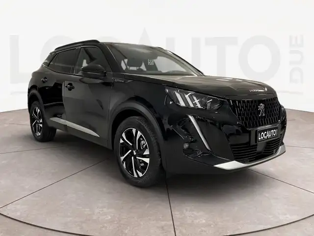 Peugeot 2008 view 3