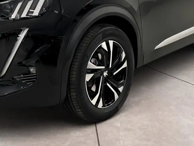 Peugeot 2008 view 15