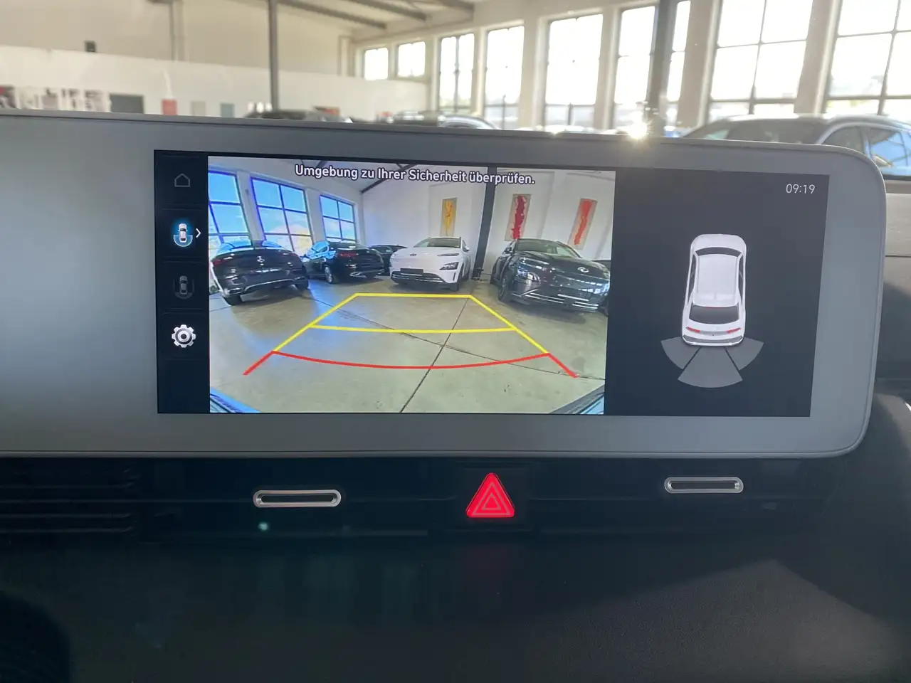 Hyundai IONIQ 5 4WD WäPu SoH 97,1% RFK LED ACC NAV 19 24