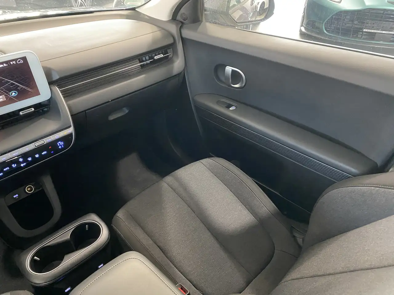 Hyundai IONIQ 5 4WD WäPu SoH 97,1% RFK LED ACC NAV 19 17