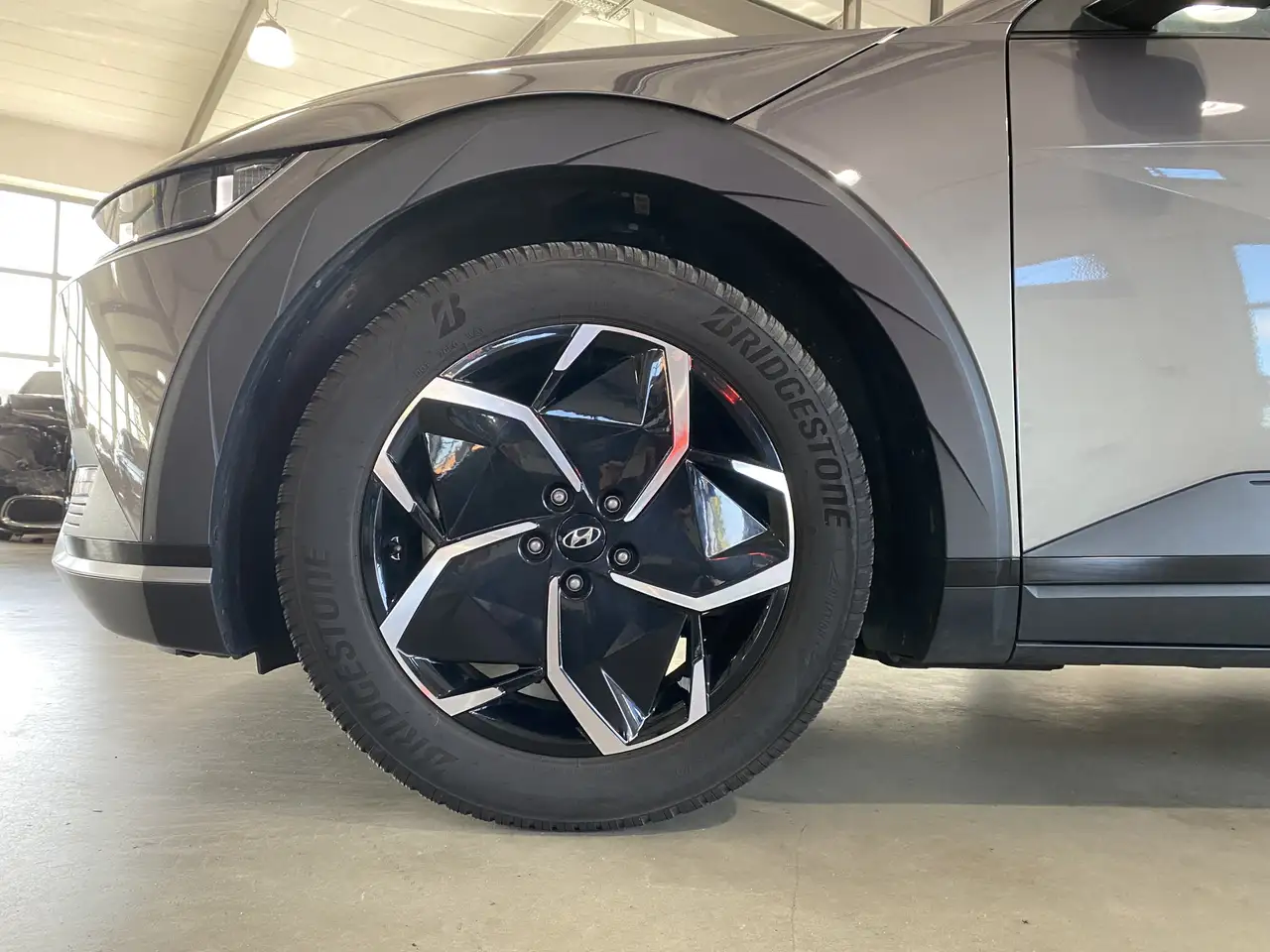 Hyundai IONIQ 5 4WD WäPu SoH 97,1% RFK LED ACC NAV 19 10