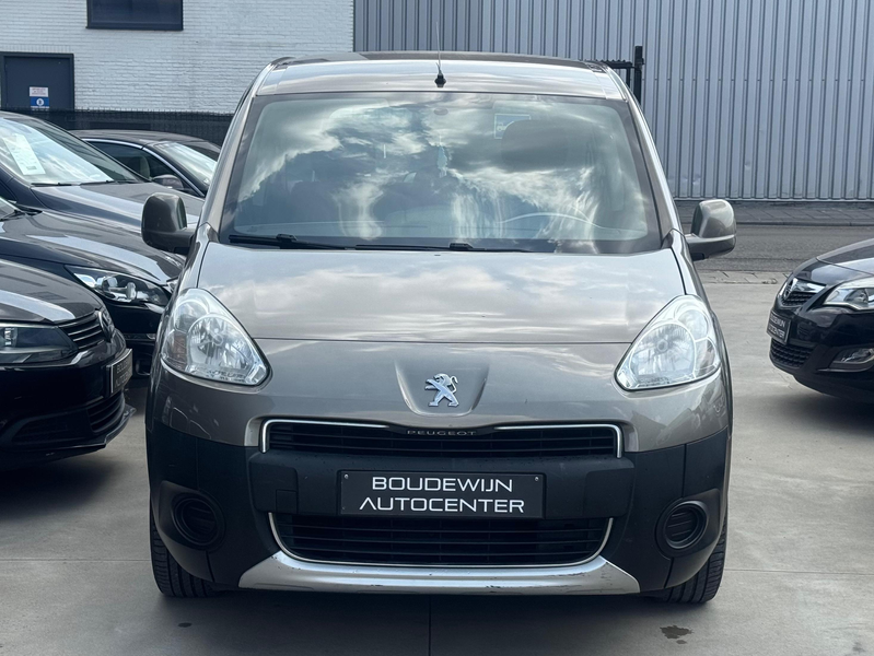 Peugeot Partner Partner Tepee 1.6i Confort — photo 2