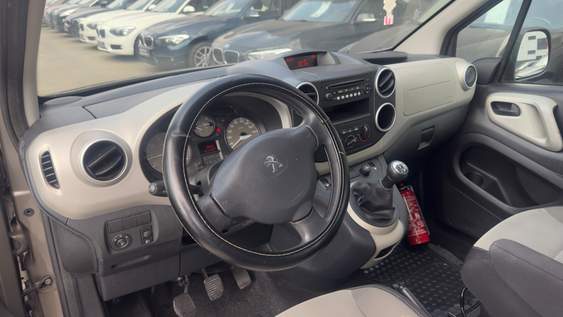 Peugeot Partner Partner Tepee 1.6i Confort — photo 8