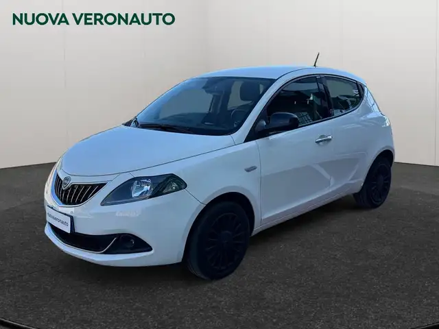 Lancia Ypsilon 1.0 FireFly 1.0 FireFly 5P S&S Hybrid Ecochic Silver