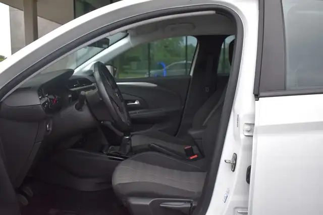 Opel Corsa view 11