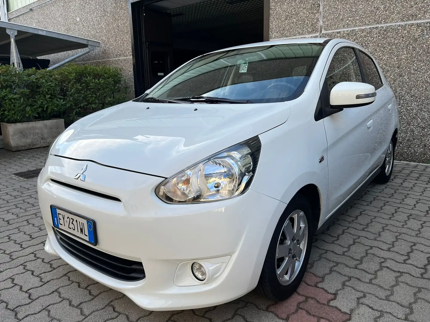 Mitsubishi Space Star Space Star II 2013 1.0 cleartec Intense - 1