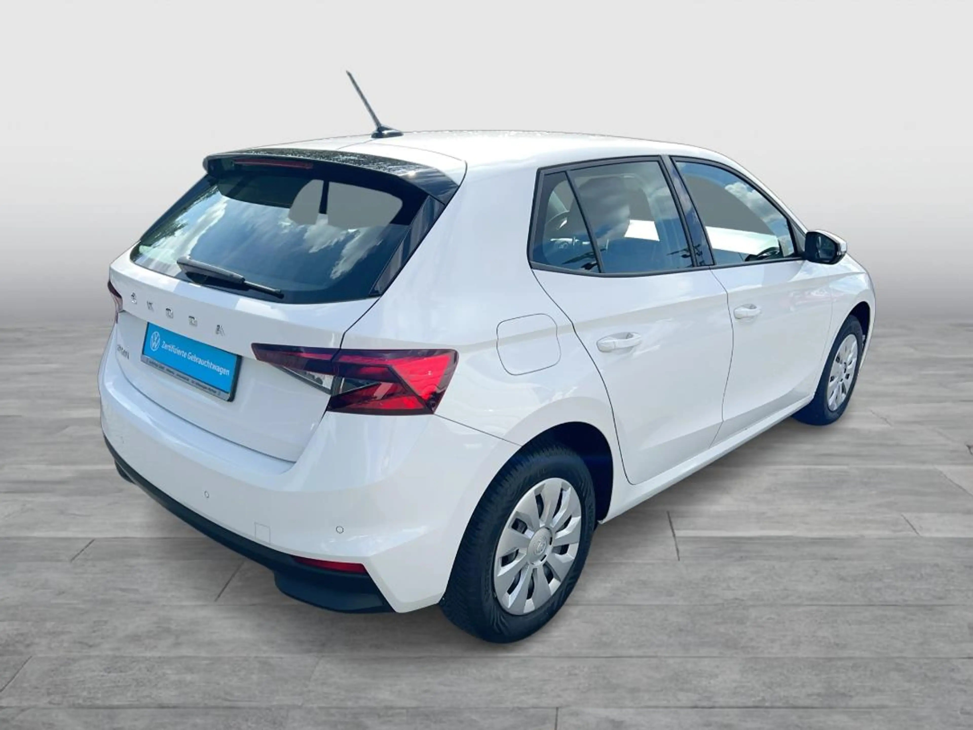 Skoda Fabia Active 1.0 80PS BT+PDC+SITZHEIZUNG+5-GANG — photo 5