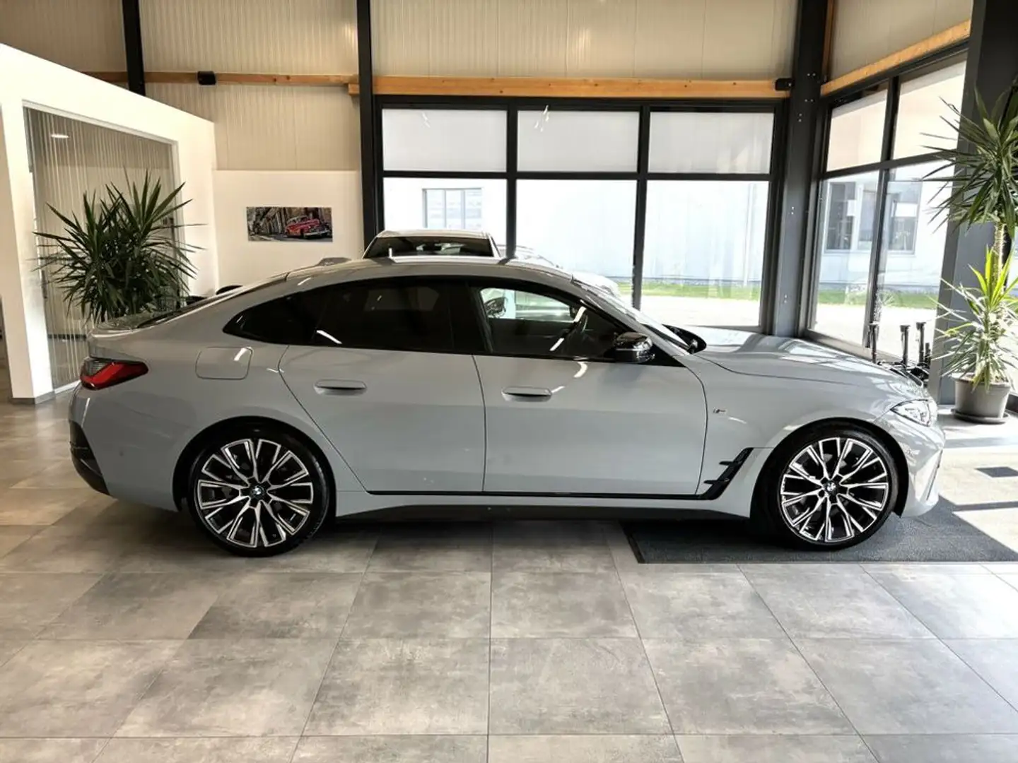 BMW 420 d xDrive M-Sport *LED*PDC*NAV*ACC*RFK*STH* Grau - 2