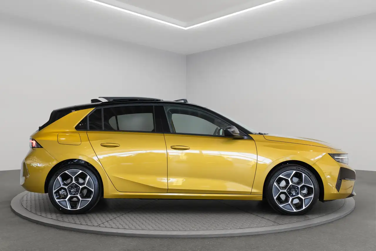 Opel Astra 2026 — фото 6