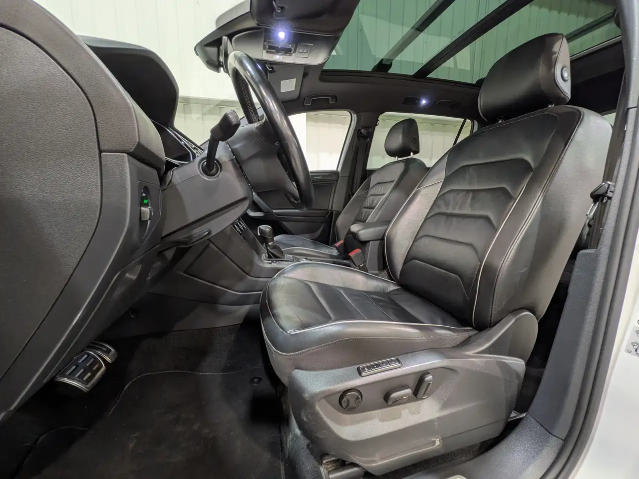 Volkswagen Tiguan снимка Volkswagen Tiguan