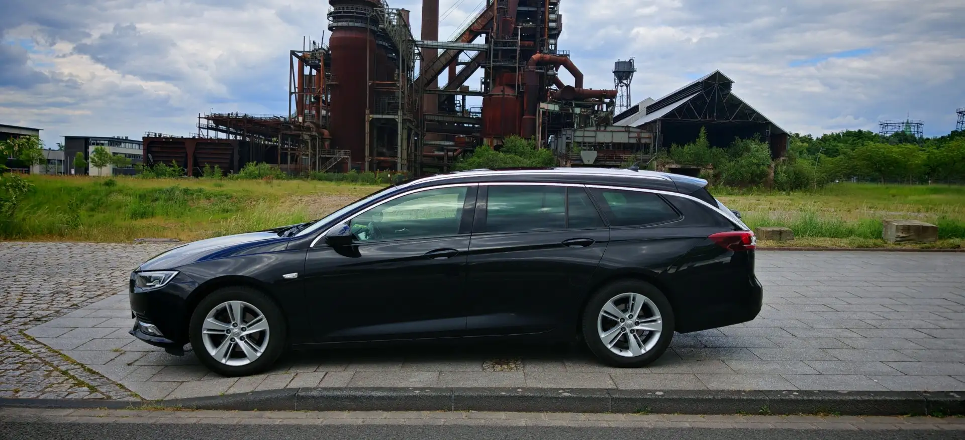 Opel Insignia Business Innovation - 1
