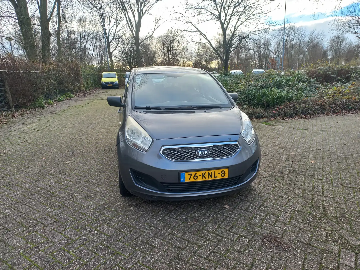 Kia Venga 1.4 CVVT X-traAirco 5drs NAP Airco Gris - 2