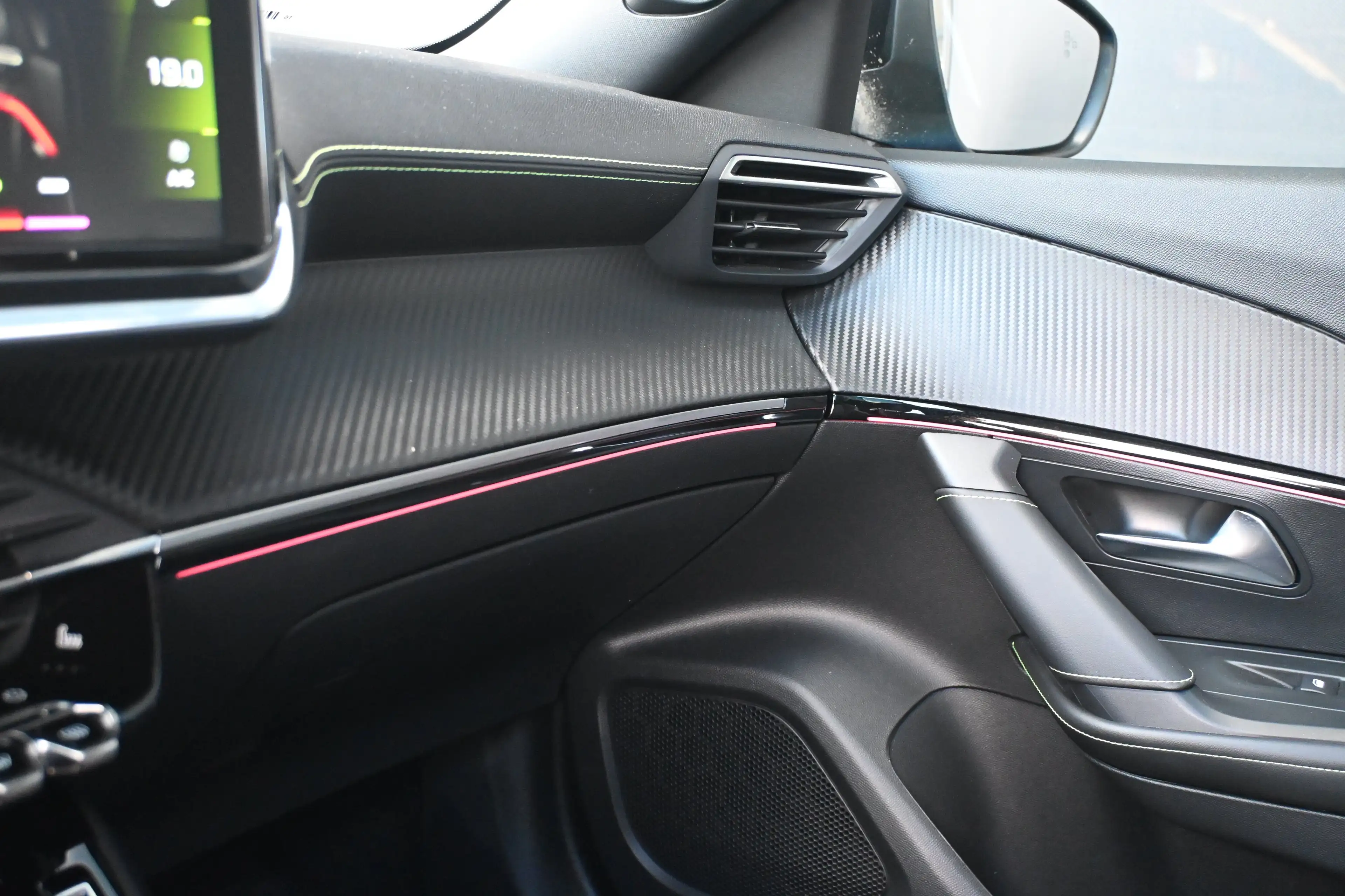 Peugeot 2008 1.2 PureTech GT 155pk | Schuif-/Kanteldak | Adapti — photo 22