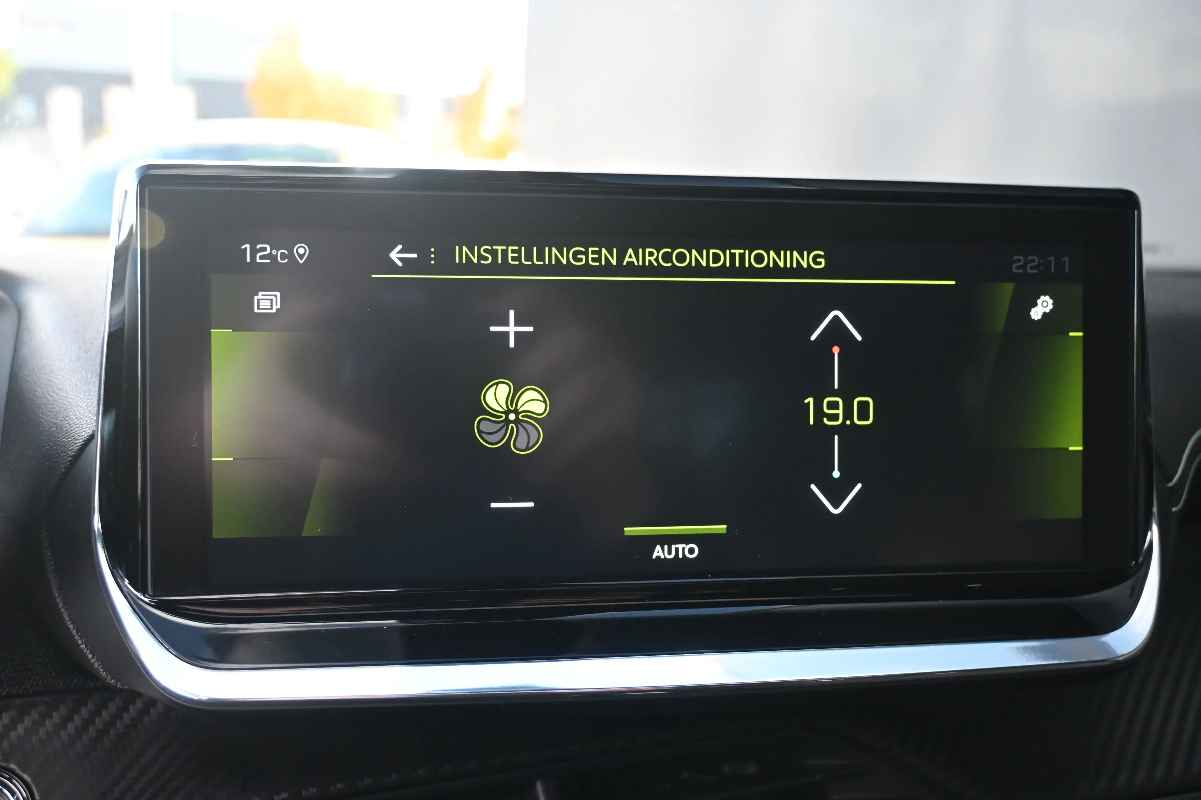 Peugeot 2008 1.2 PureTech GT 155pk | Schuif-/Kanteldak | Adapti — photo 18