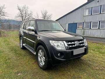 Pajero 3.2-200 CV / 4x4 / XENON Automat