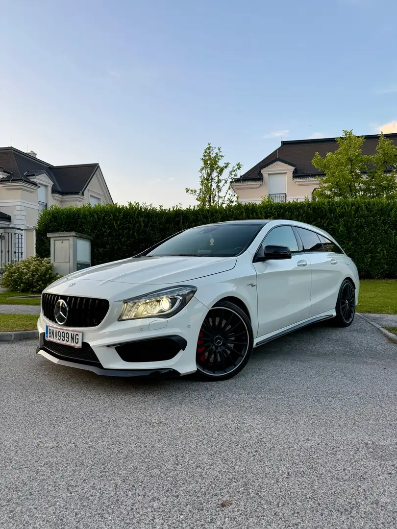 Mercedes-Benz CLA 45 AMG 4Matic Shooting Brake Sp.sh. 7G-DCT Weiß - 1