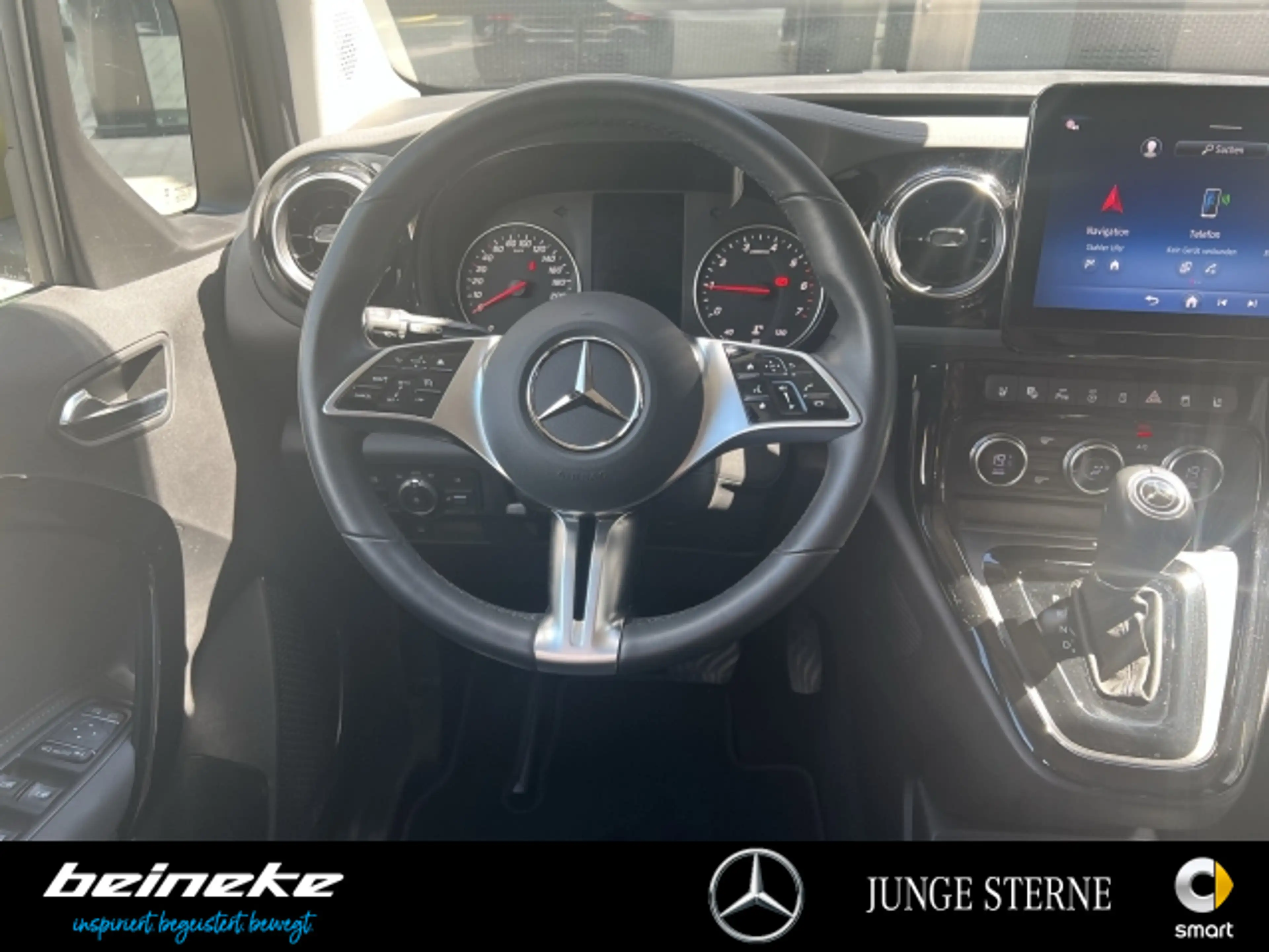 Mercedes-Benz T-Class T 180 PROGRESSIVE Edition 7G+Navi+LED+RFK+Winter — photo 9
