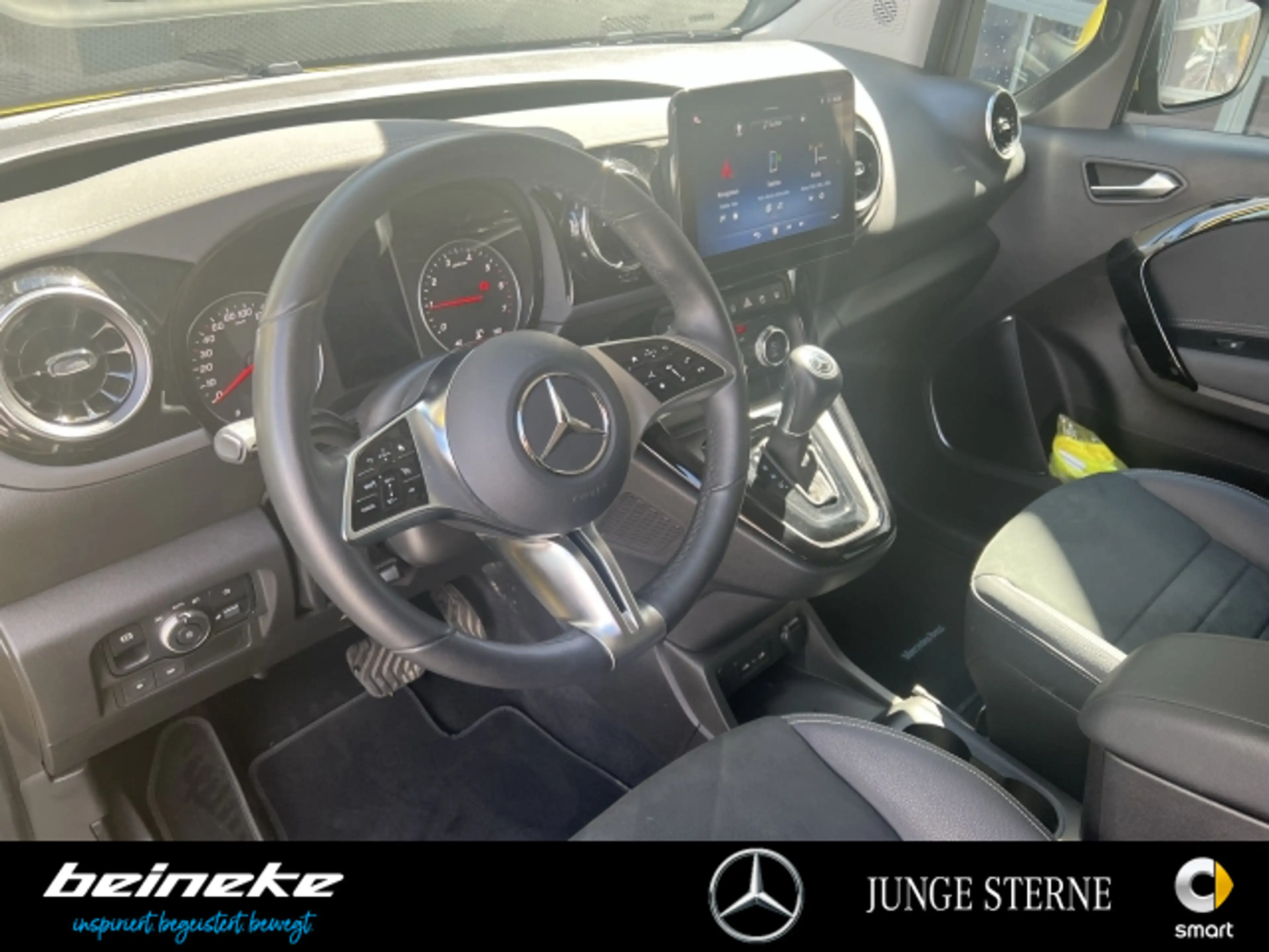 Mercedes-Benz T-Class T 180 PROGRESSIVE Edition 7G+Navi+LED+RFK+Winter — photo 7