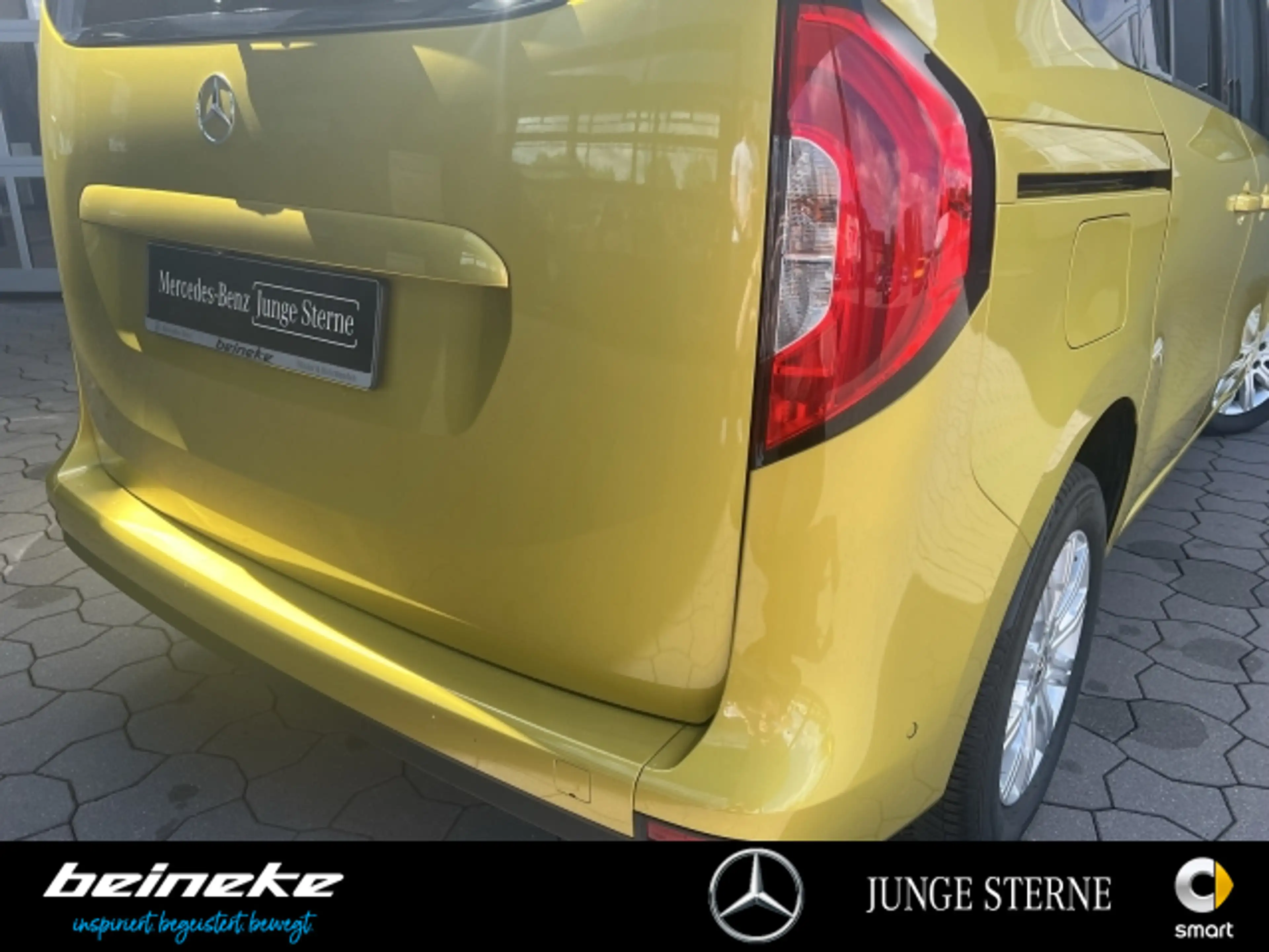 Mercedes-Benz T-Class T 180 PROGRESSIVE Edition 7G+Navi+LED+RFK+Winter — photo 6