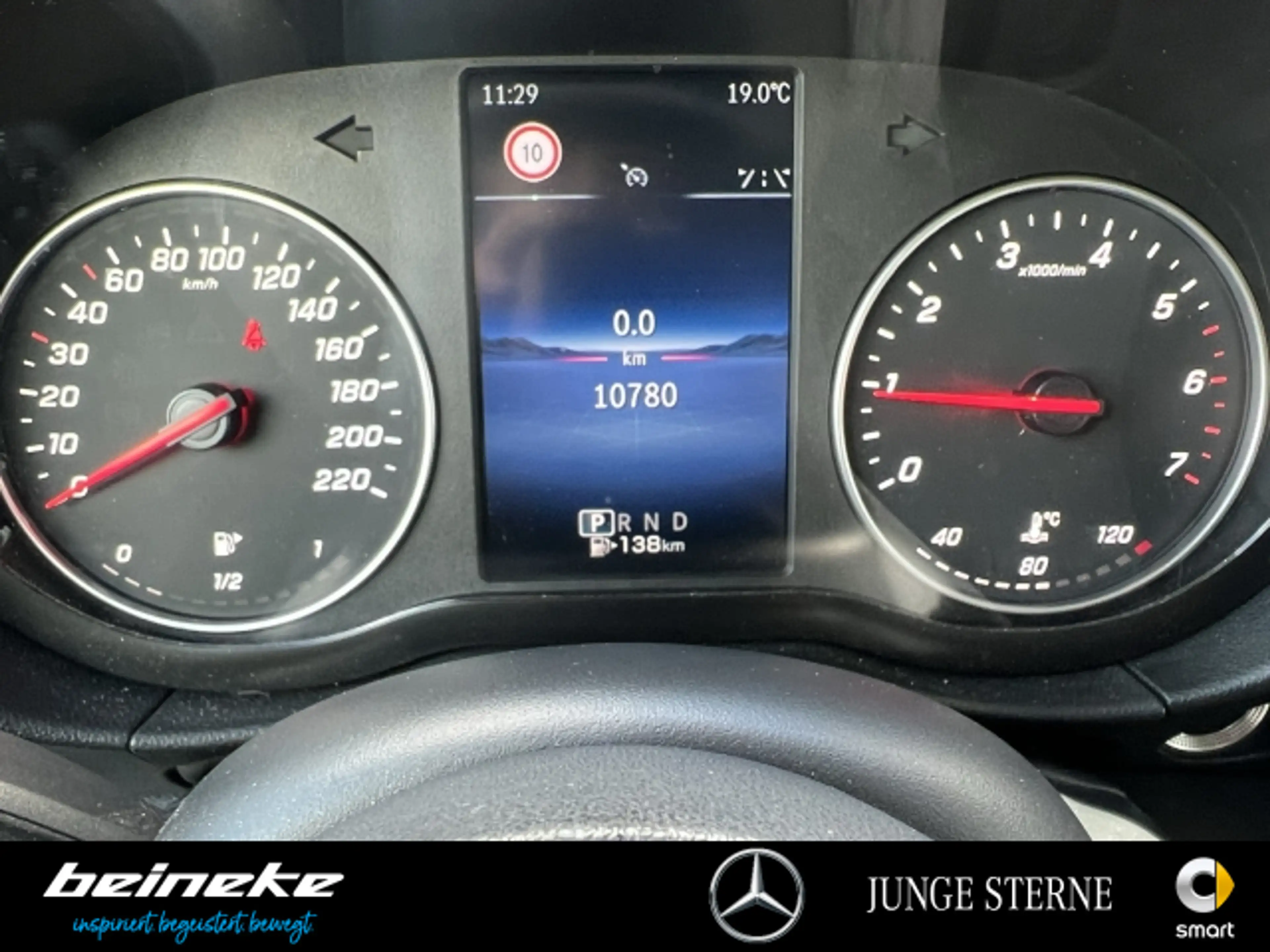 Mercedes-Benz T-Class T 180 PROGRESSIVE Edition 7G+Navi+LED+RFK+Winter — photo 11