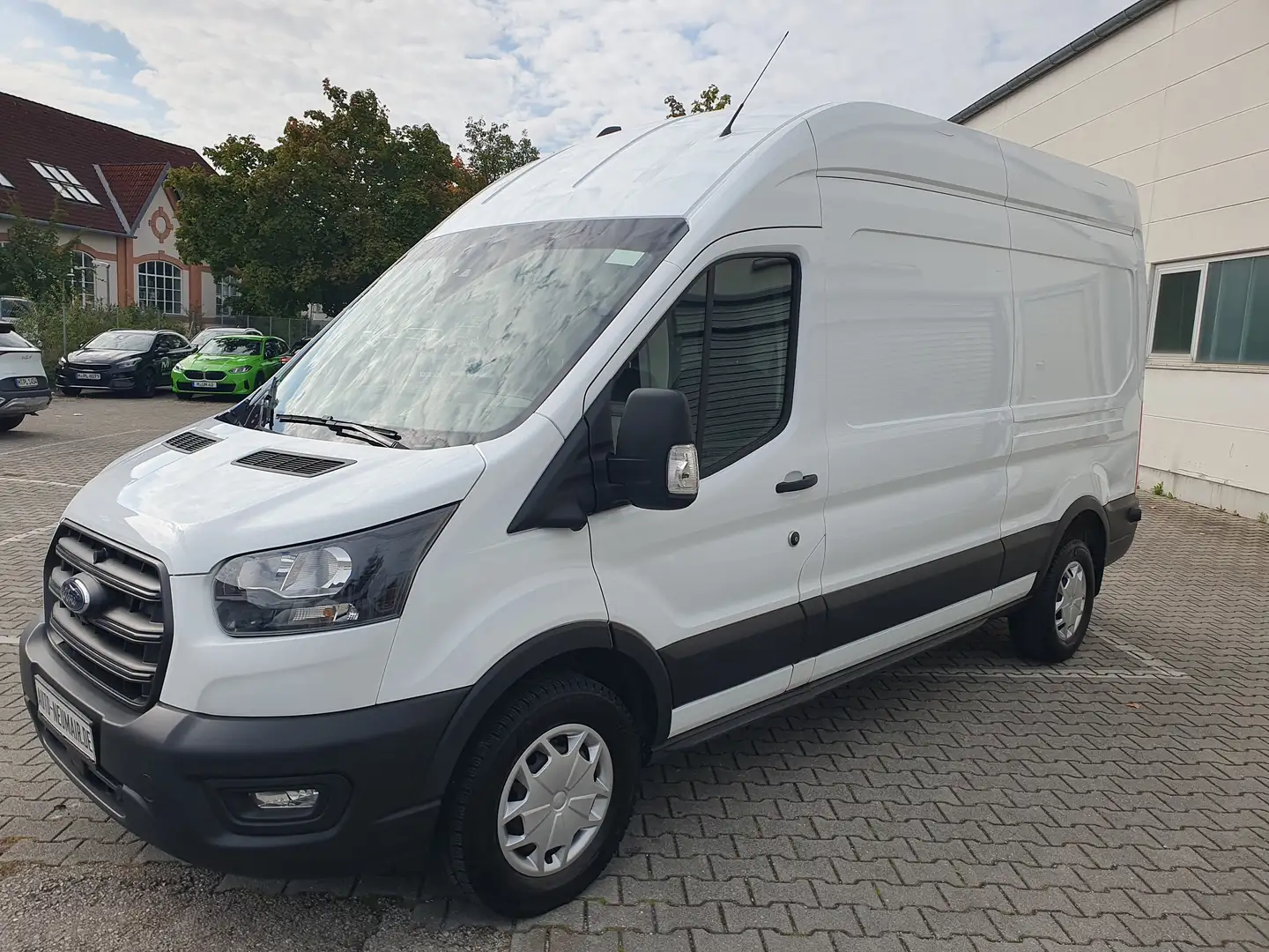 Ford Transit 2.0 TDCI Kasten Trend L3H3 *Klima/Navi/Euro 6* Weiß - 1