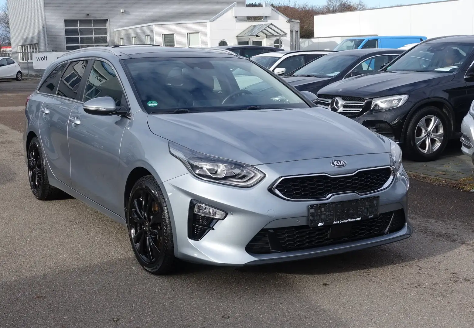 Kia Ceed SW / cee'd SW 1,4 T Platinum Edition"Bi-Led"Pano"Leder"Navi" Noir - 1