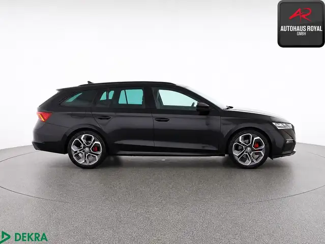 Skoda Octavia view 6