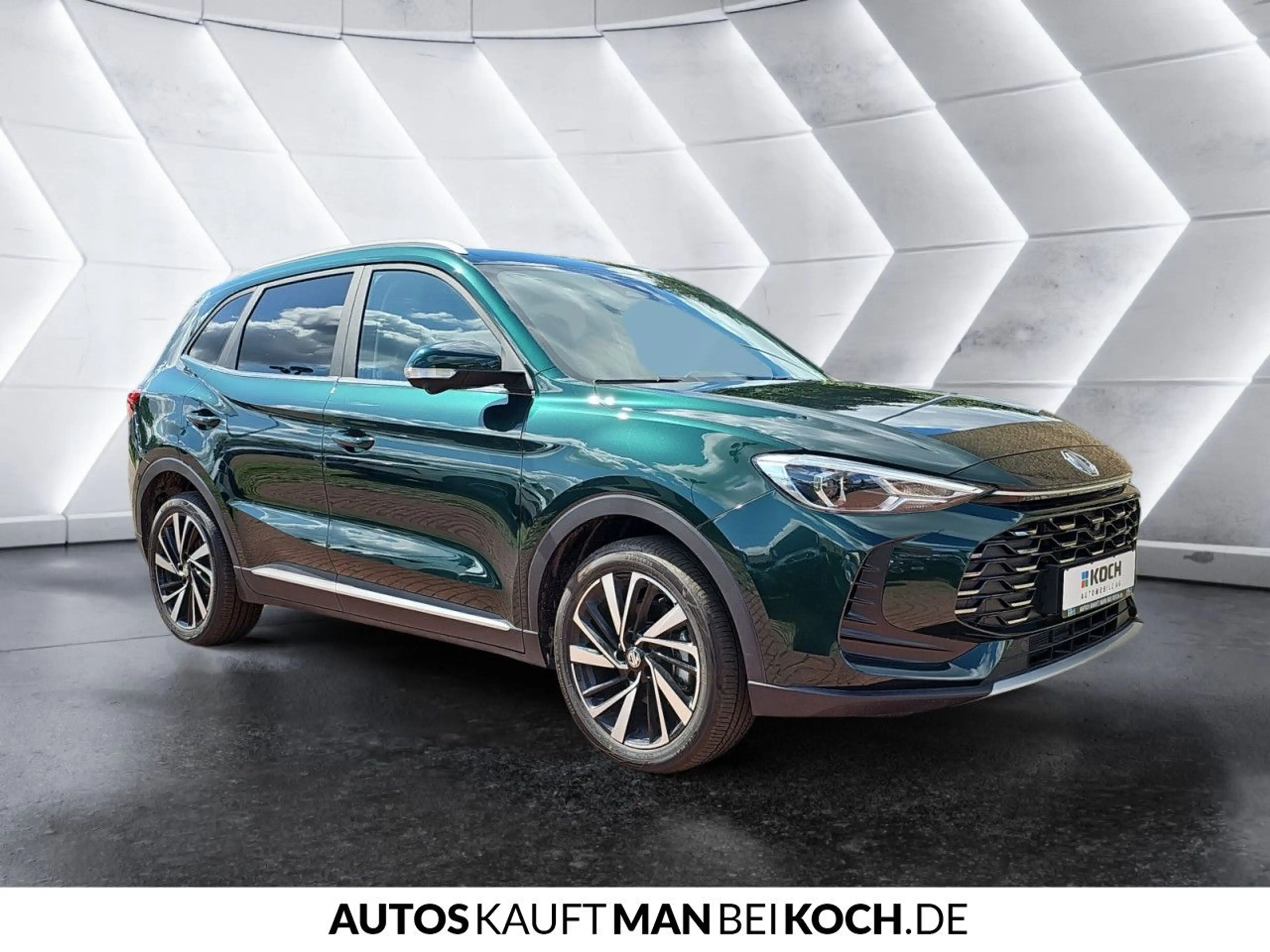 MG ZS Hybrid+ COMFORT MY26 Green LED KAM PDC — photo 6