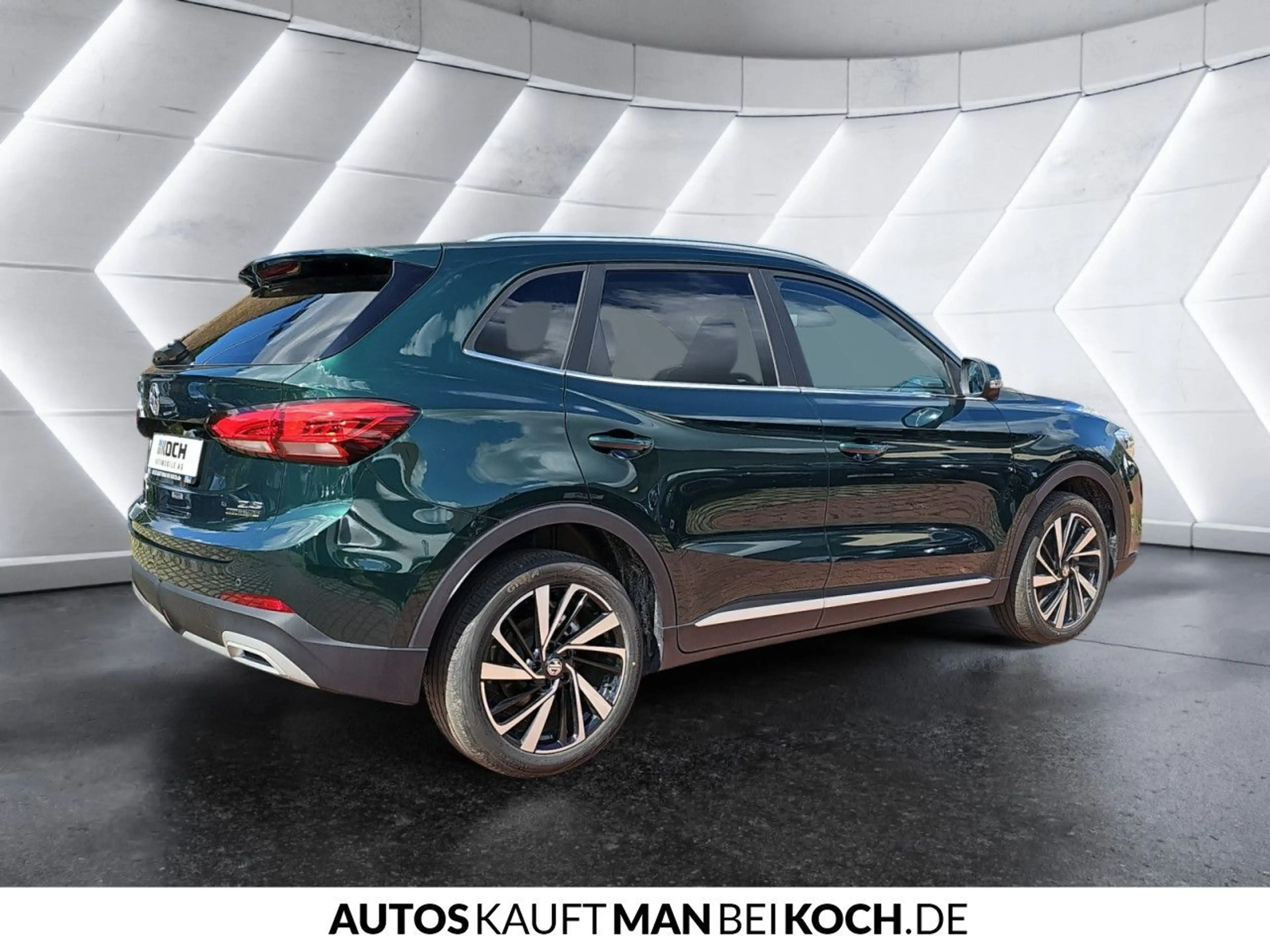 MG ZS Hybrid+ COMFORT MY26 Green LED KAM PDC — photo 5