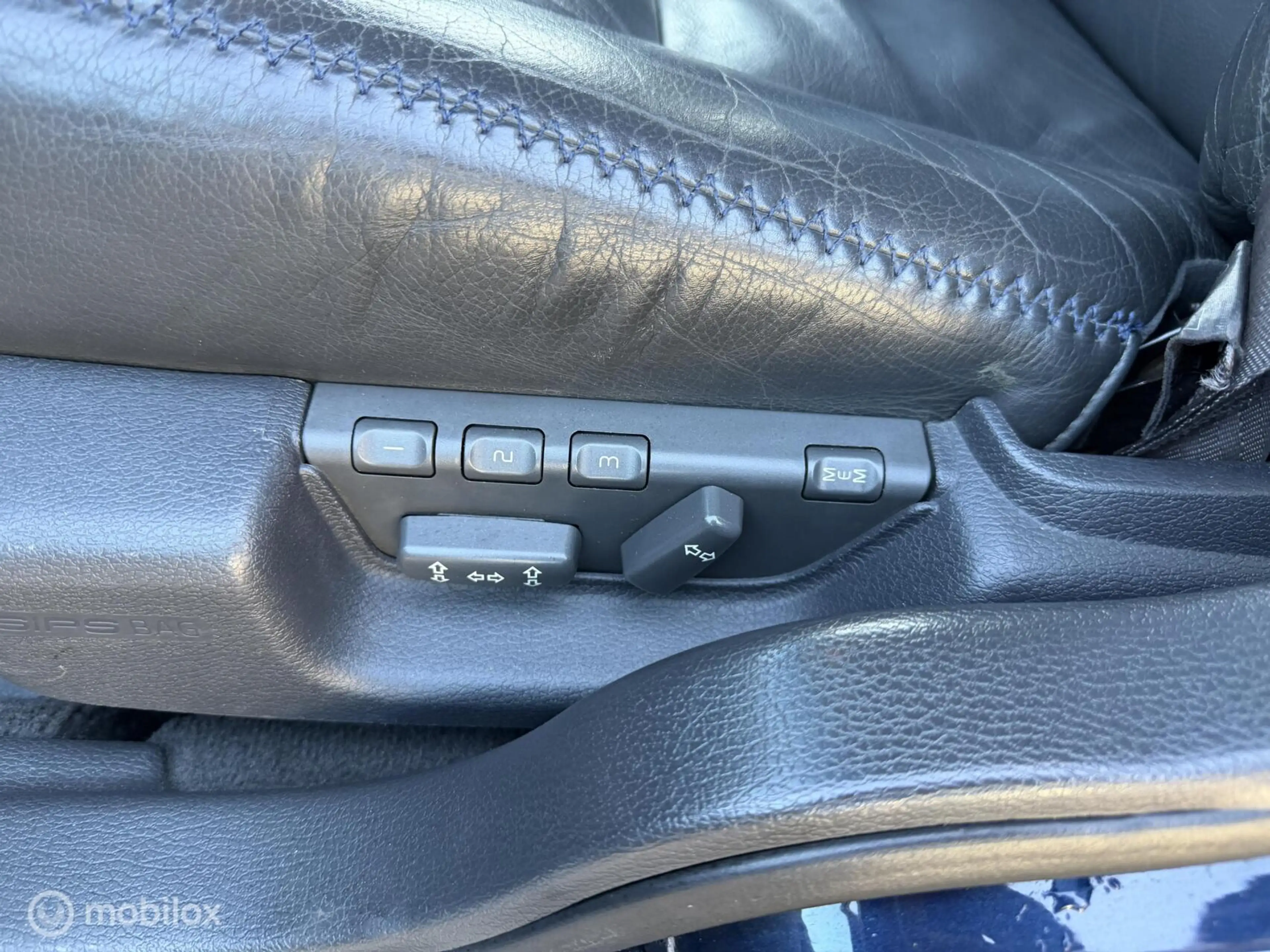 Volvo XC70 2.5 T Comfort Line AUTOMAAT / RIJKLAAR — photo 11