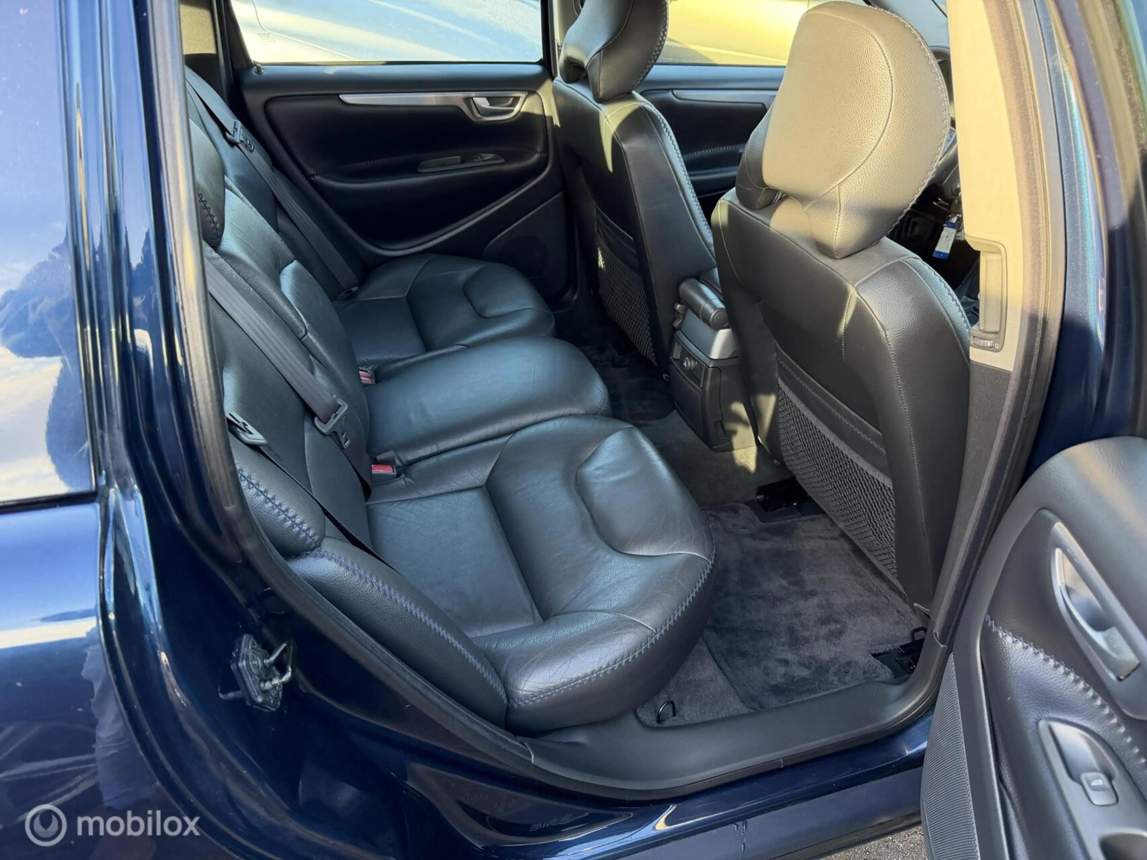 Volvo XC70 2.5 T Comfort Line AUTOMAAT / RIJKLAAR — photo 15