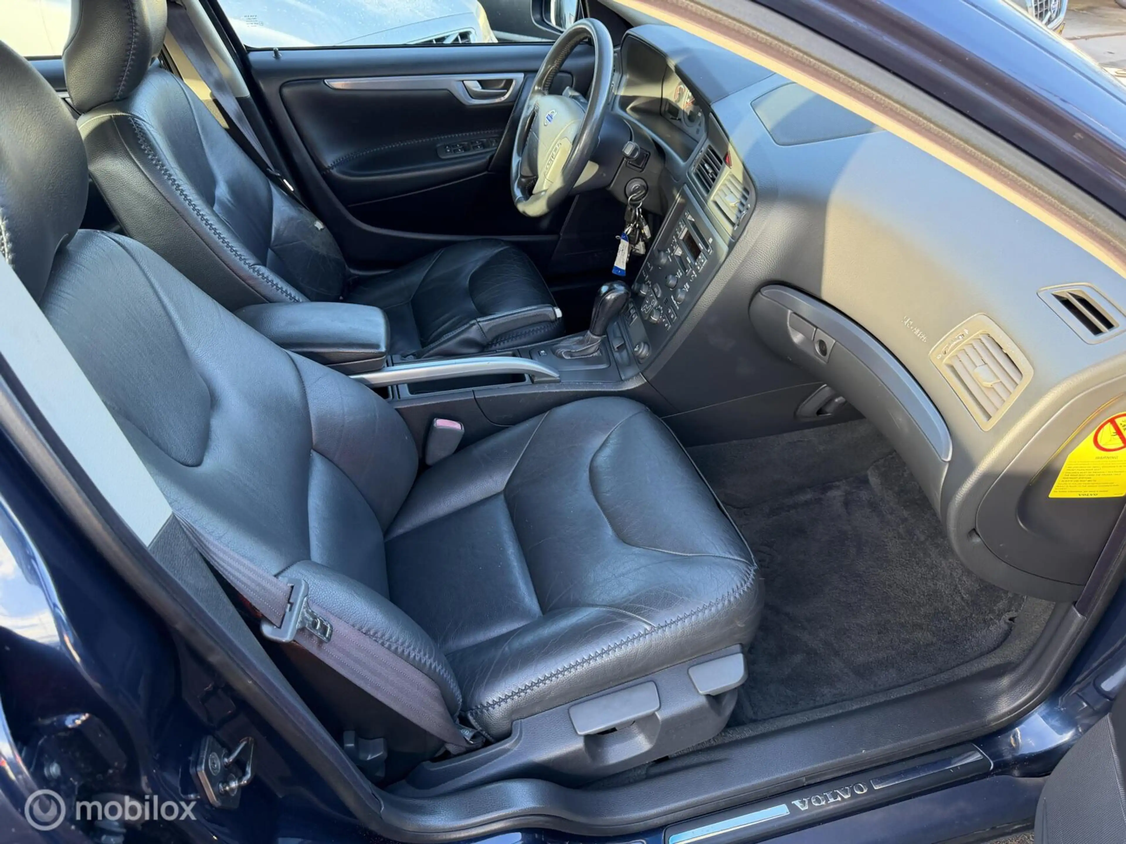 Volvo XC70 2.5 T Comfort Line AUTOMAAT / RIJKLAAR — photo 14