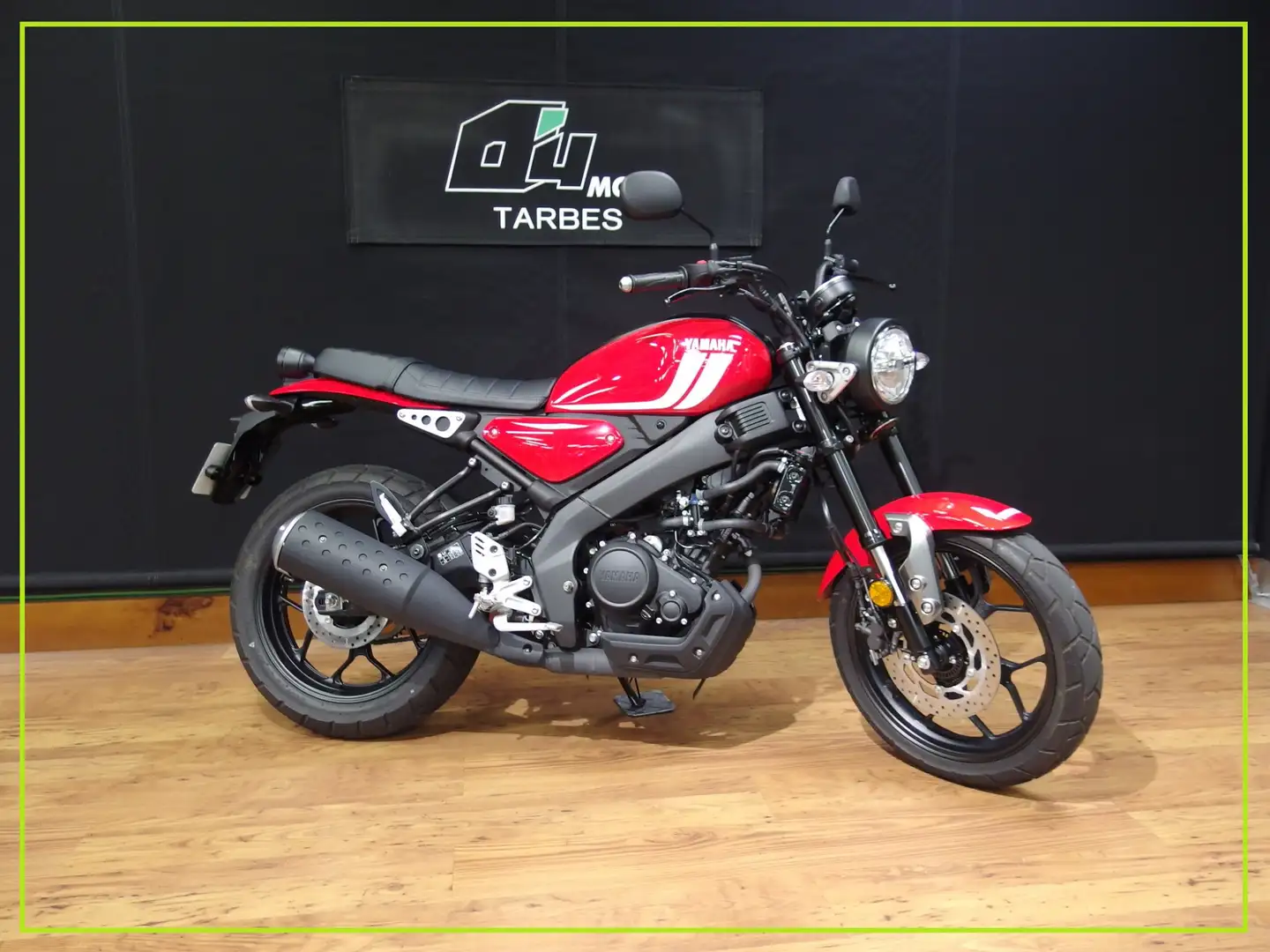 Yamaha XSR 125 crvena - 1
