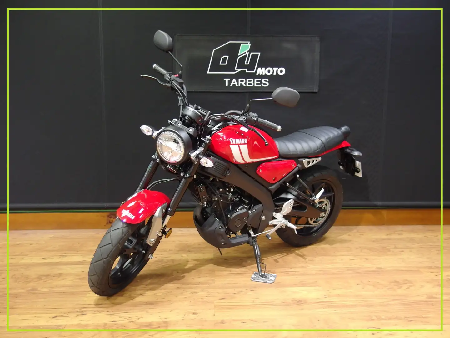 Yamaha XSR 125 crvena - 2