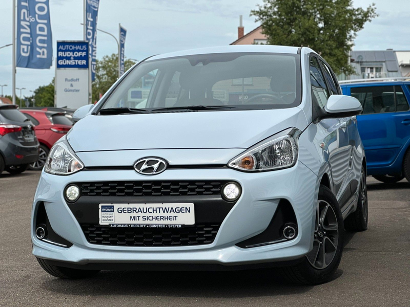 Hyundai i10 1,2 UNFALLFREI/SHZ/LHZ/PDC/8-FACH/GARANTIE