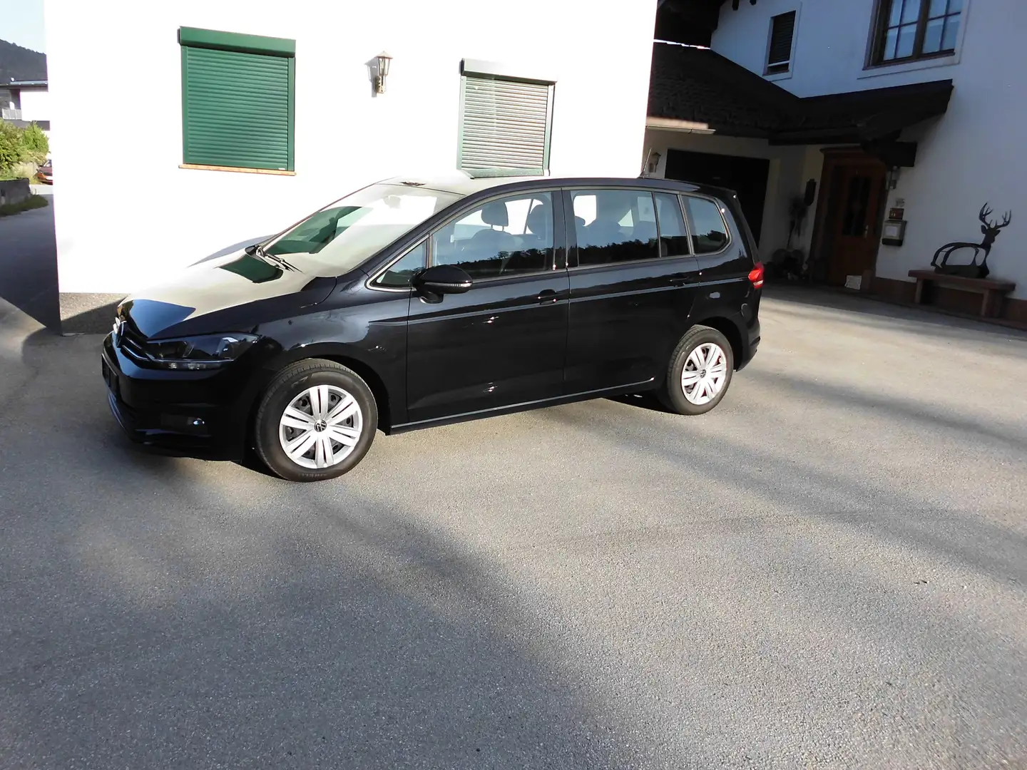 Volkswagen Touran 2,0 TDI Service neu Gutachten 8/2026 Schwarz - 2