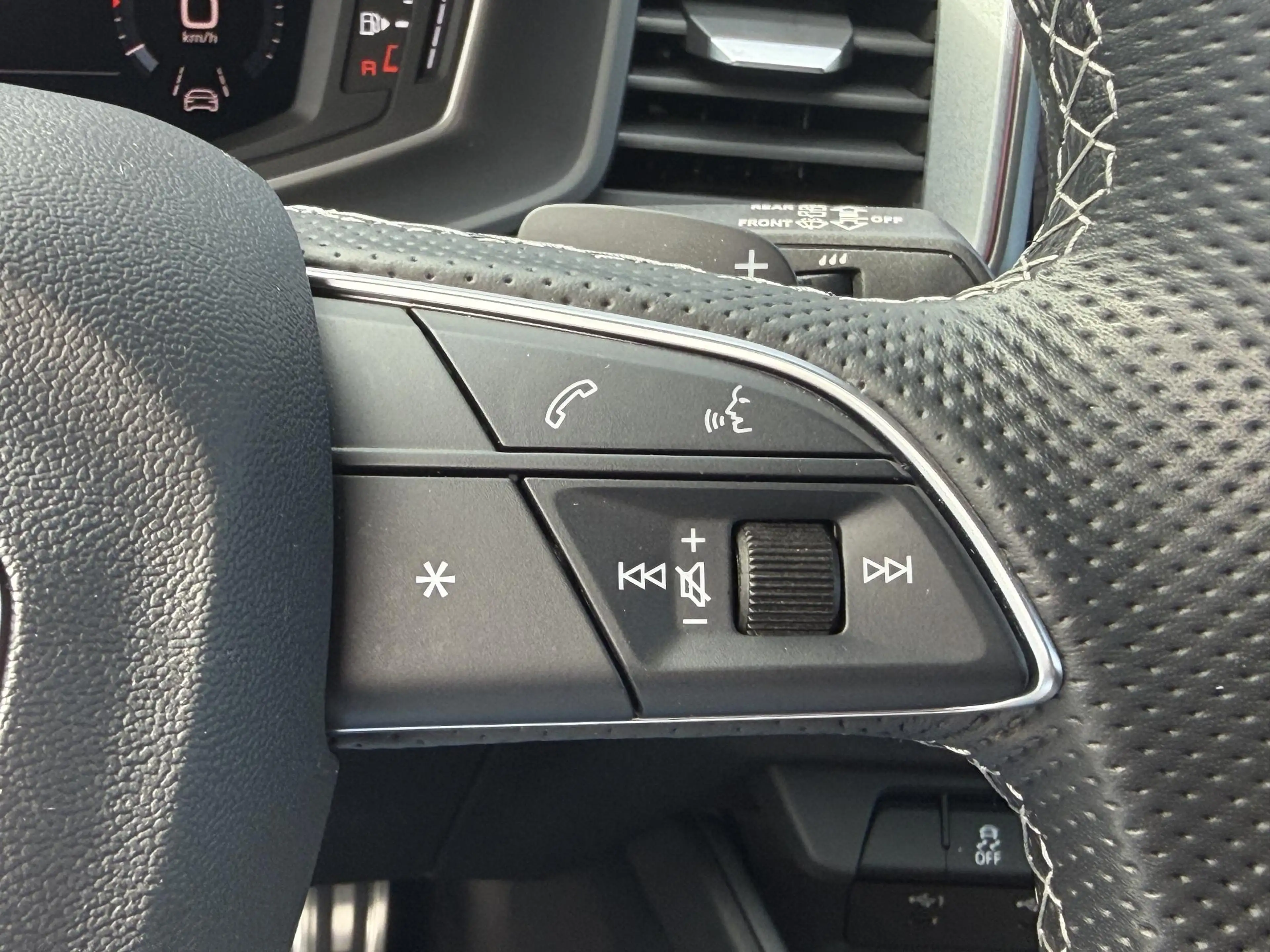 Audi A1 35 TFSI S line Sportback |Sonos|Dodeh|Camera|ACC| — photo 18