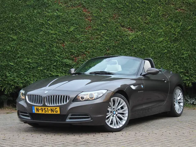 BMW Z4 Roadster sDrive35i Executive | Youngtimer