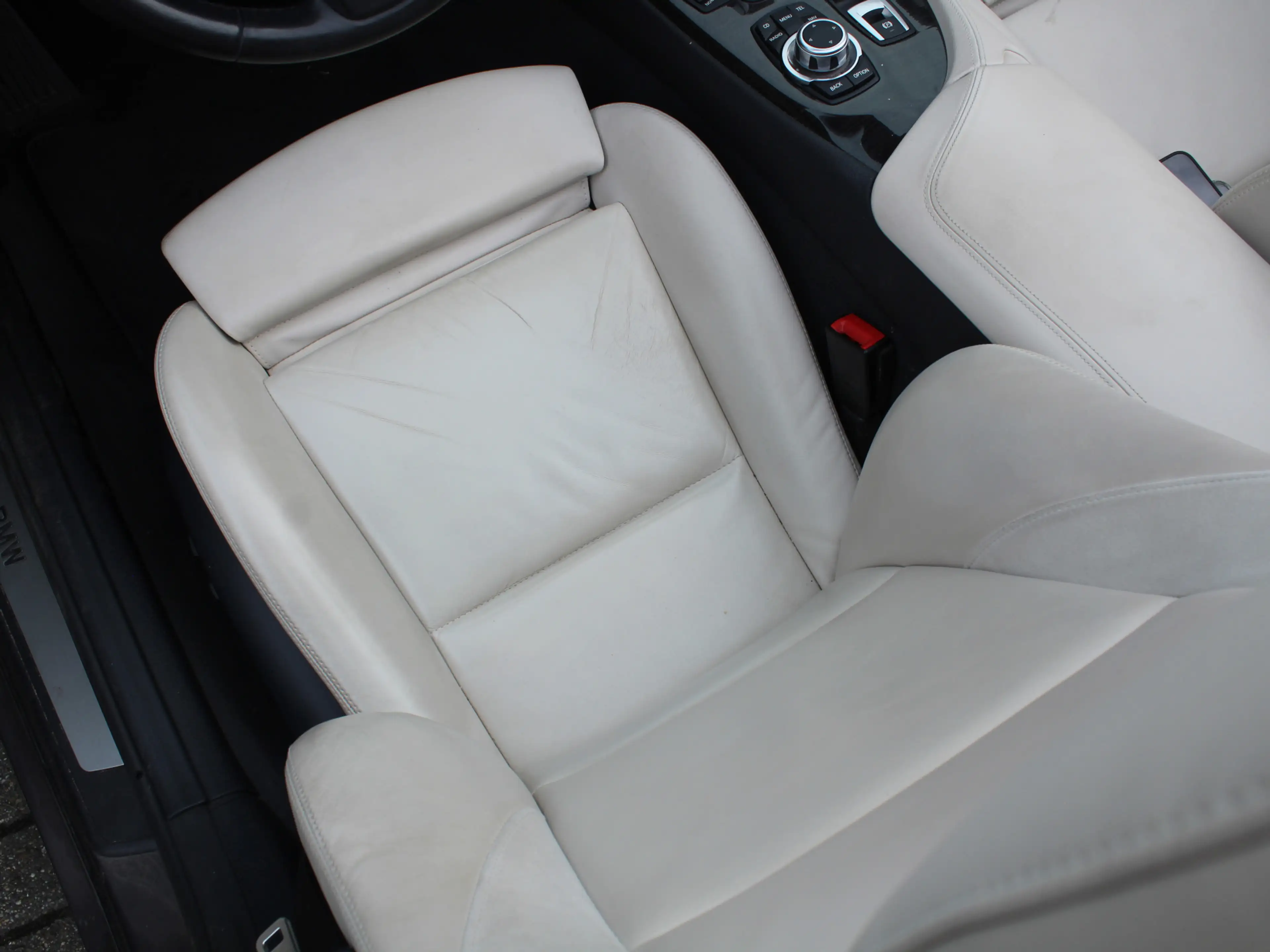 BMW Z4 Roadster sDrive35i Executive — photo 13