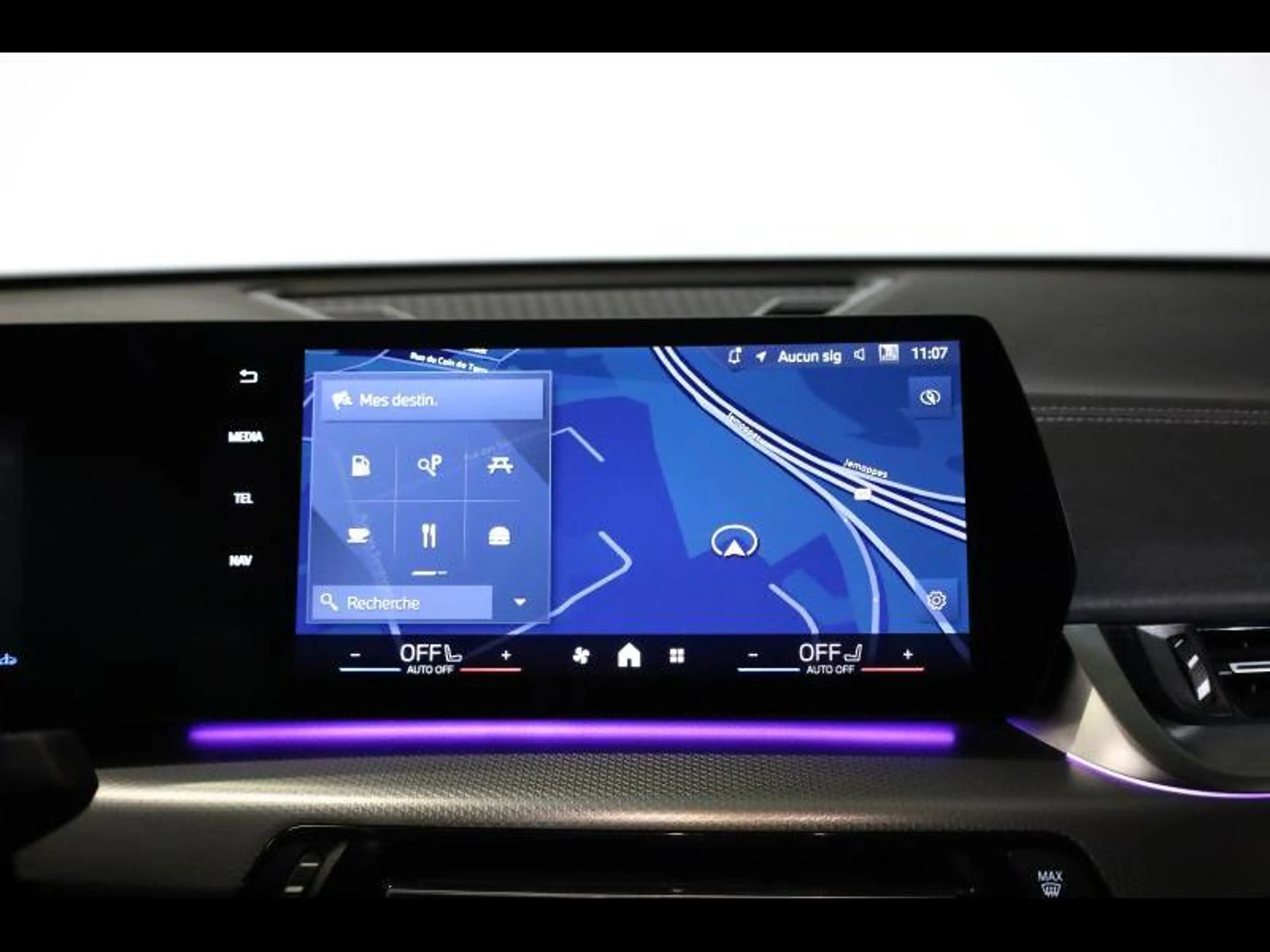 BMW X2 sDrive18d Kit M Sport — photo 11