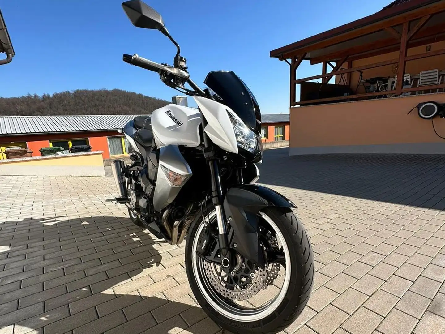Kawasaki Z 1000 B Weiß - 2
