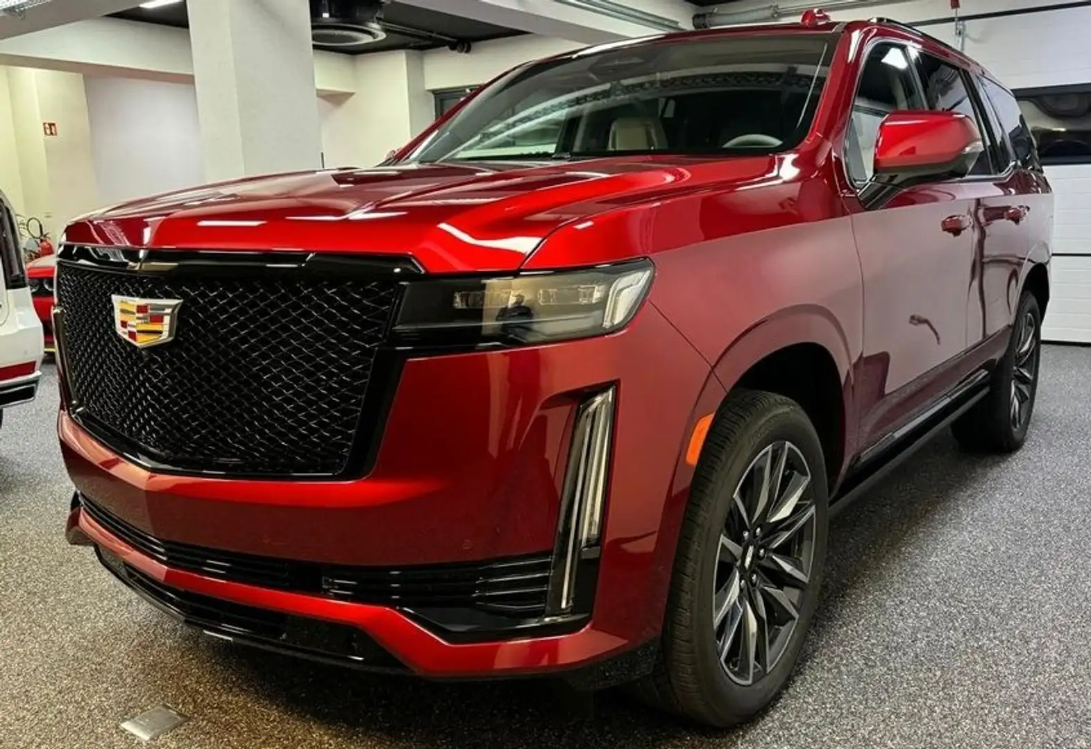 Cadillac Escalade V8 Sport Platinum Rojo - 2