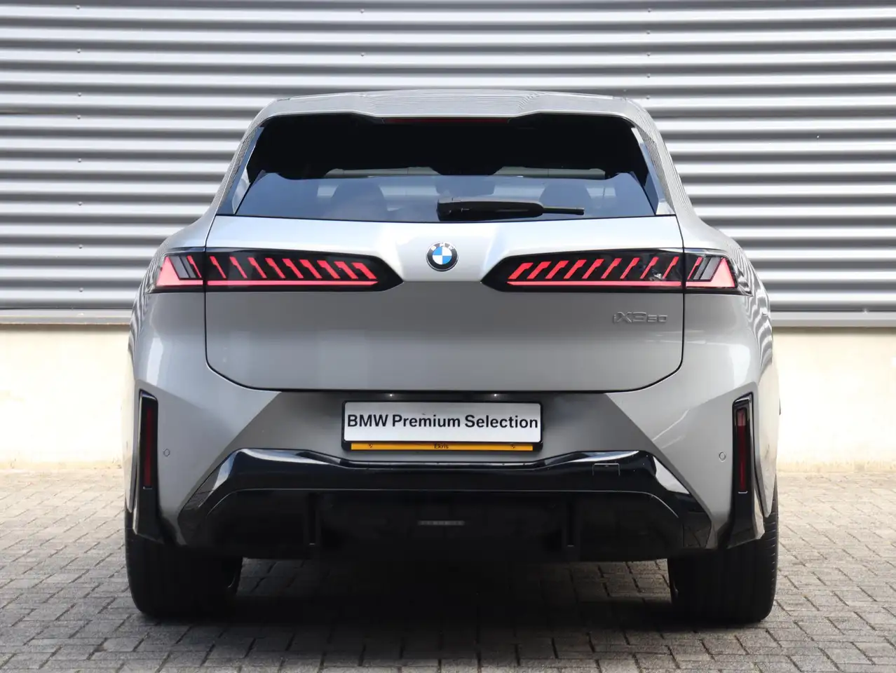 BMW iX3 2026