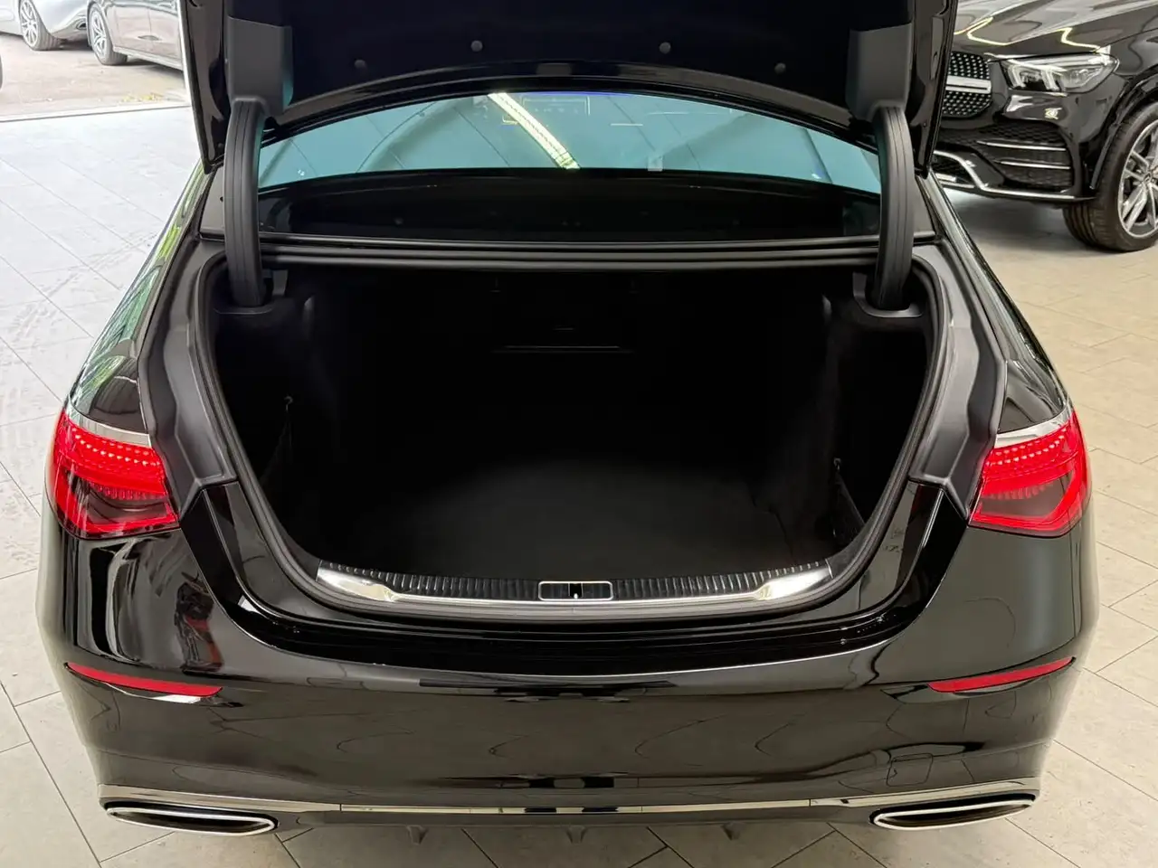 Mercedes-Benz S 580 4M Lang AMG+EXECUTIVE+FONDENT+4xMASSAG+HAL 10