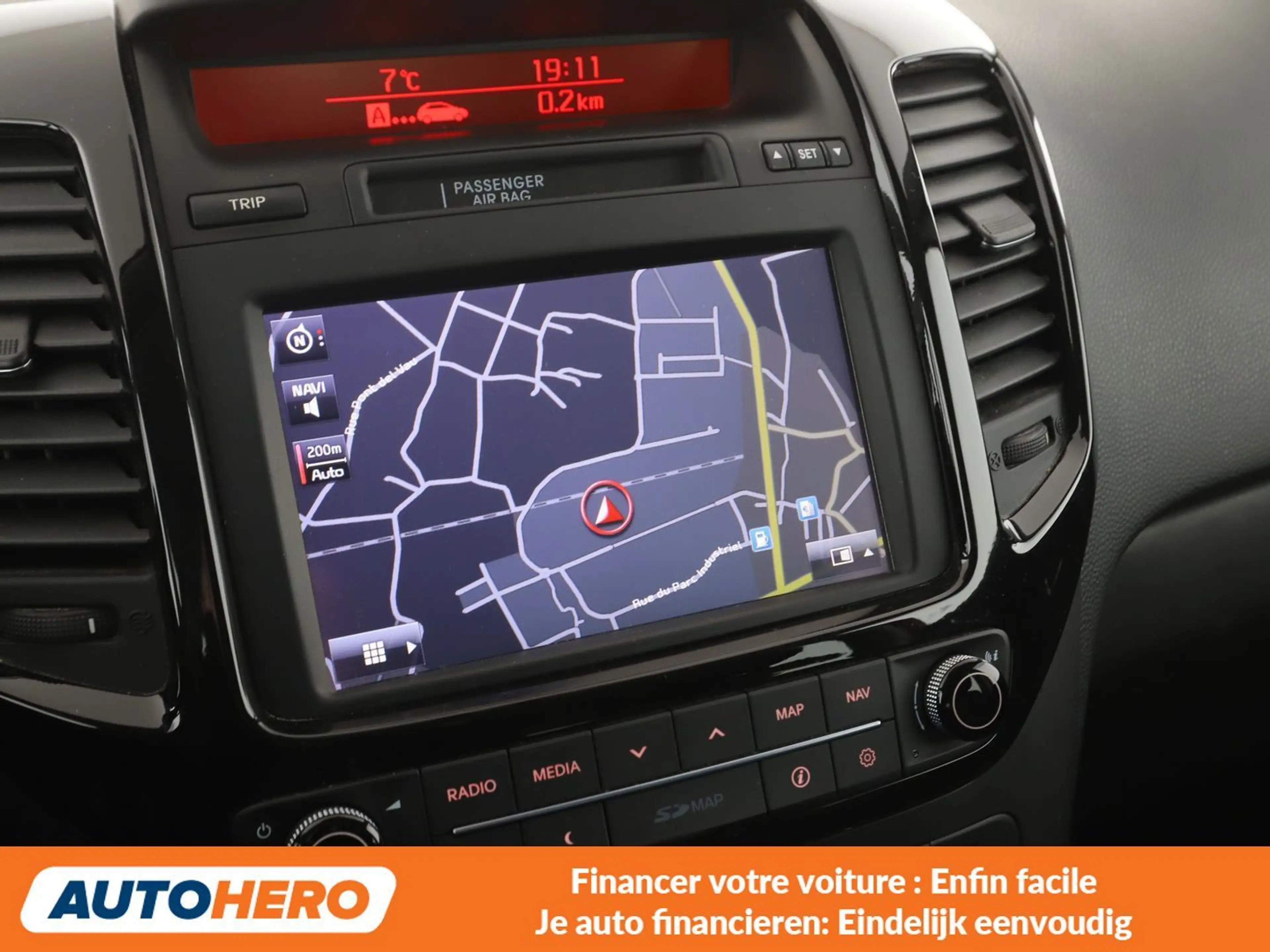 Kia Venga 1.6 Dream Team — photo 8