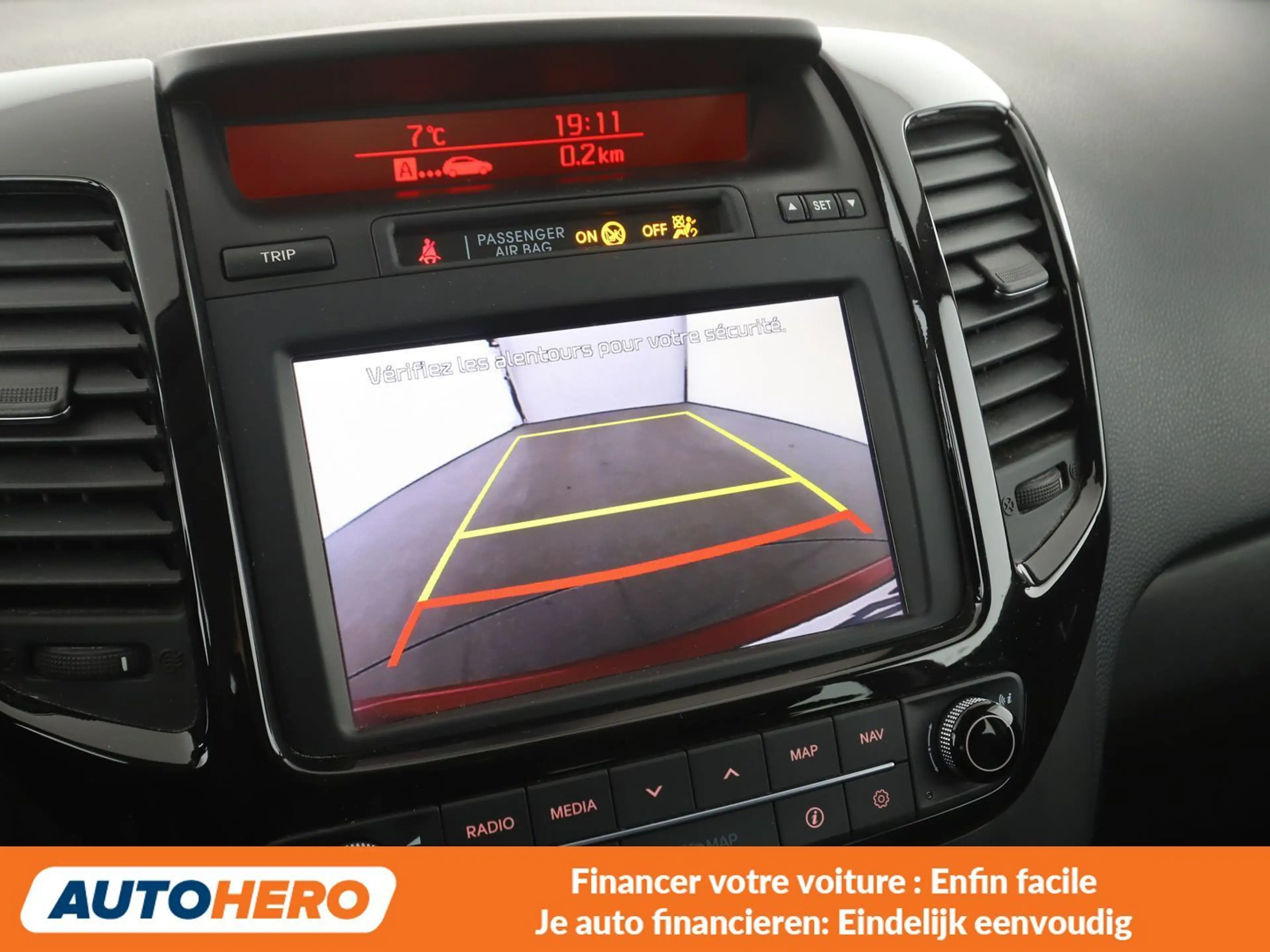 Kia Venga 1.6 Dream Team — photo 9