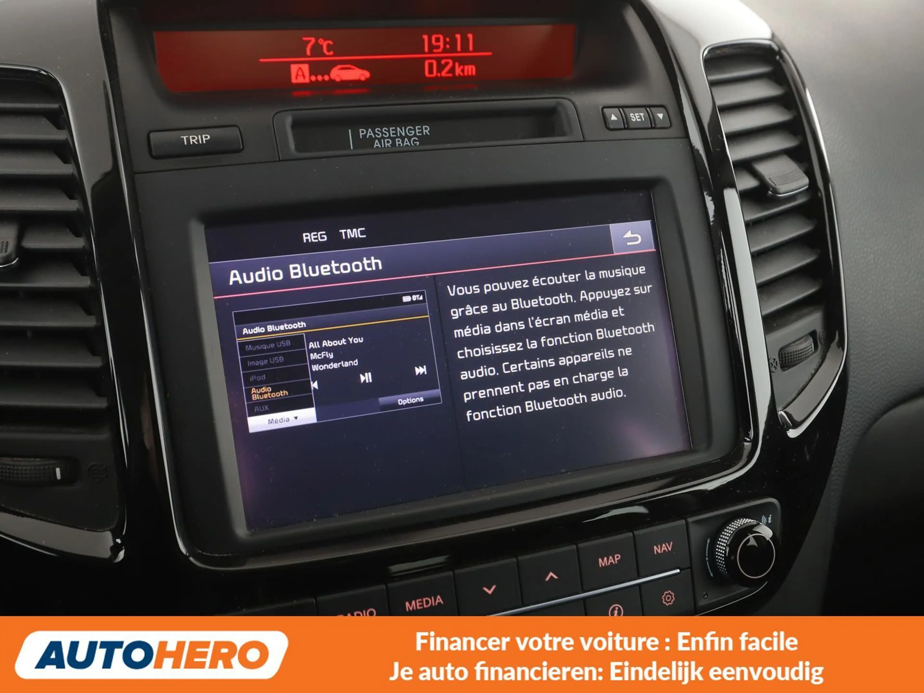 Kia Venga 1.6 Dream Team — photo 7