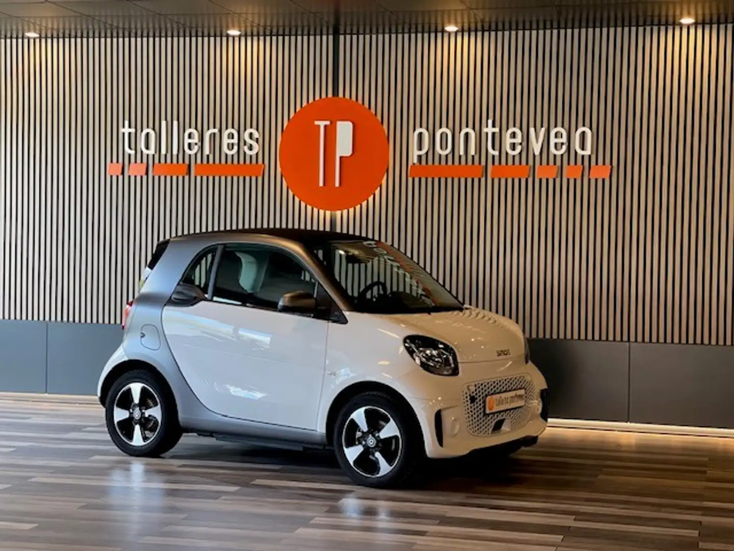 smart forTwo Coupé EQ Blanco - 1