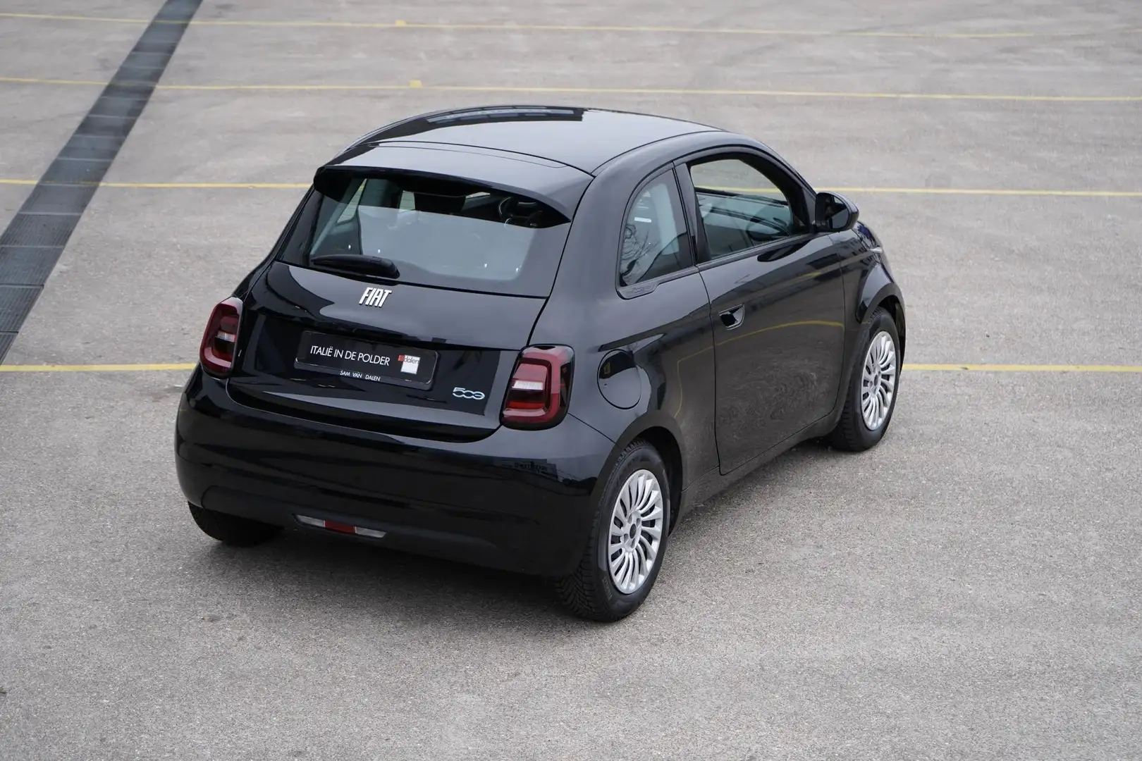 Fiat 500 Urban 42 kWh Schwarz - 2