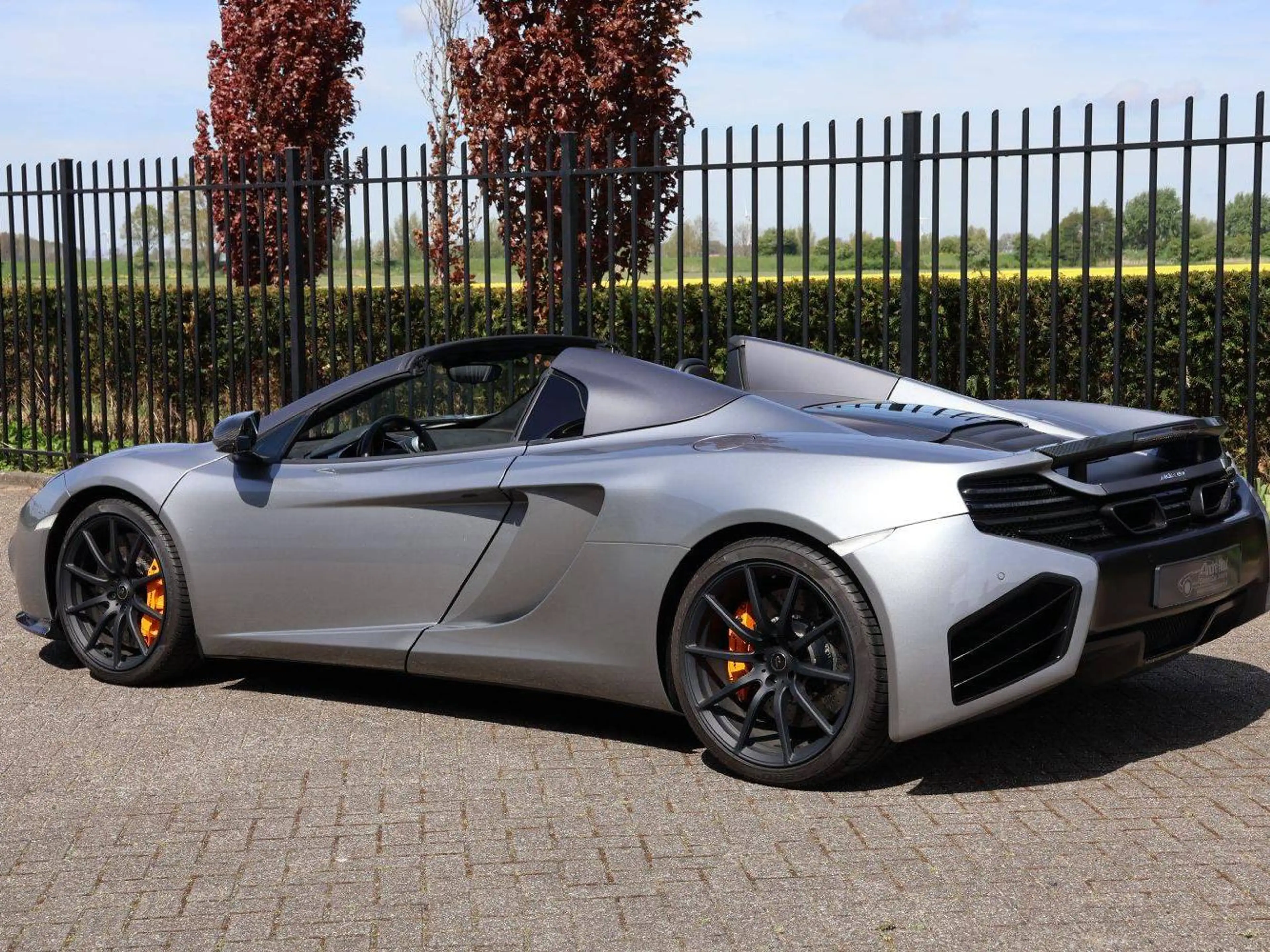 McLaren MP4-12C spider MSO — photo 6